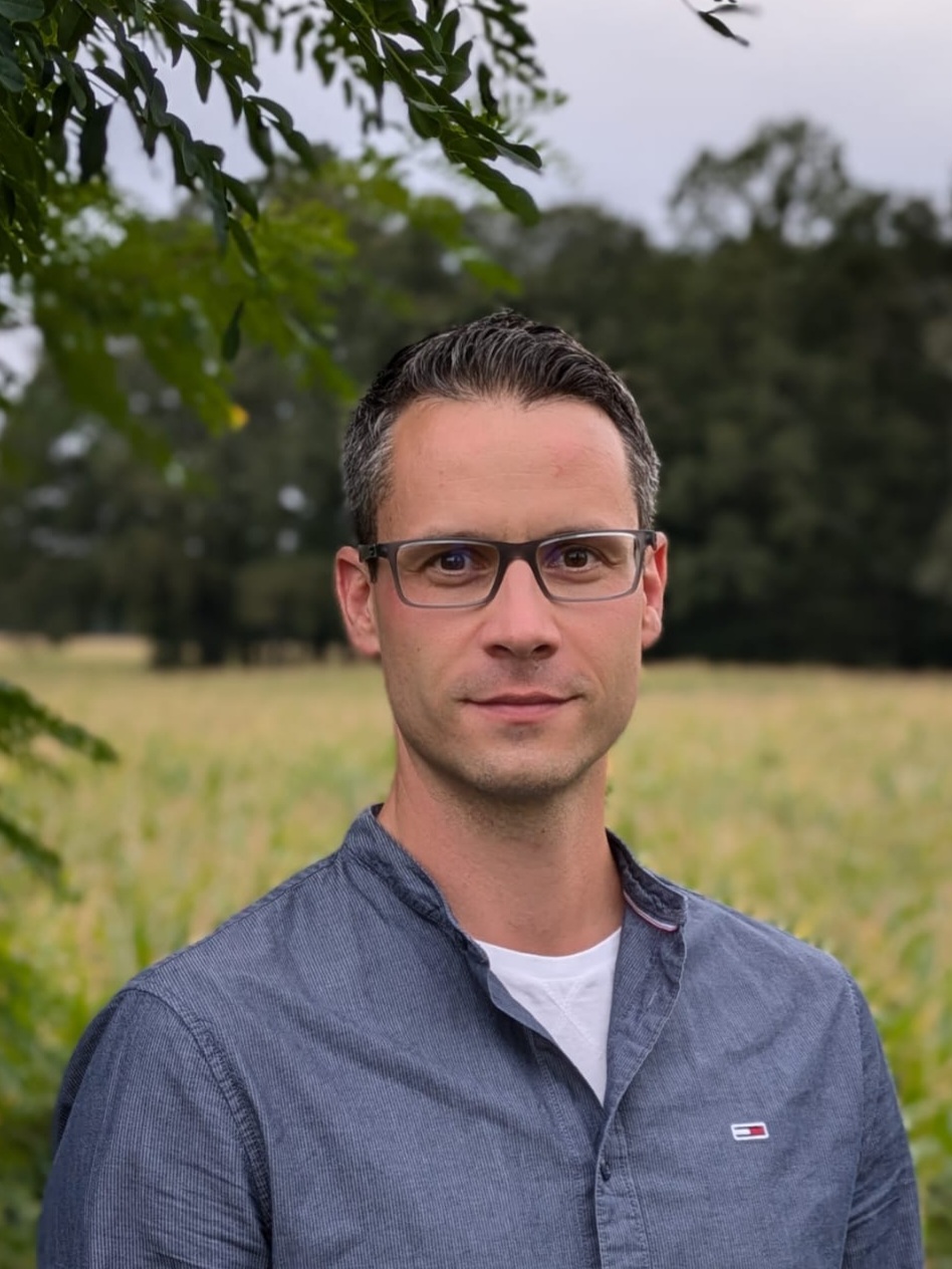 Portrait - Tobias Domsch