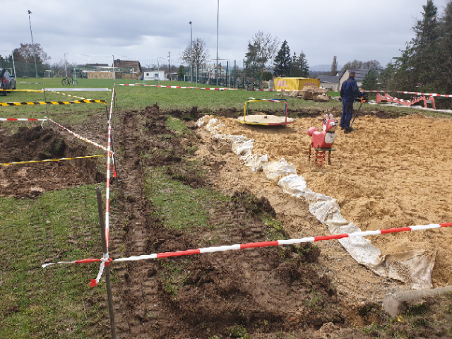 01.04.2023 Demolition of old playground 20230401 124312